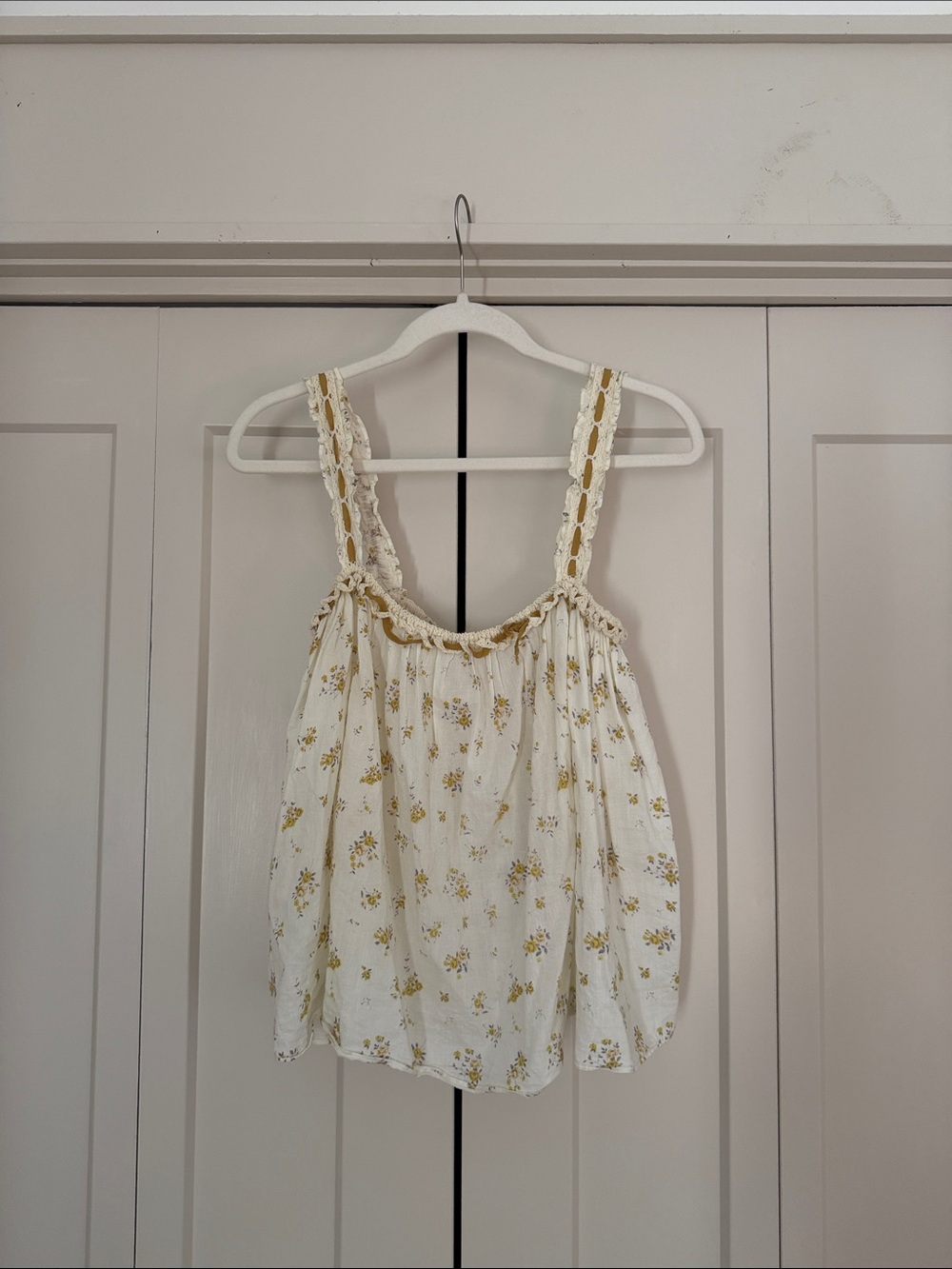 Cream Floral Lace-Trim Tank Top